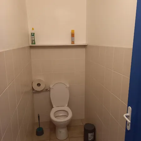 Chez Nicolas * Molières